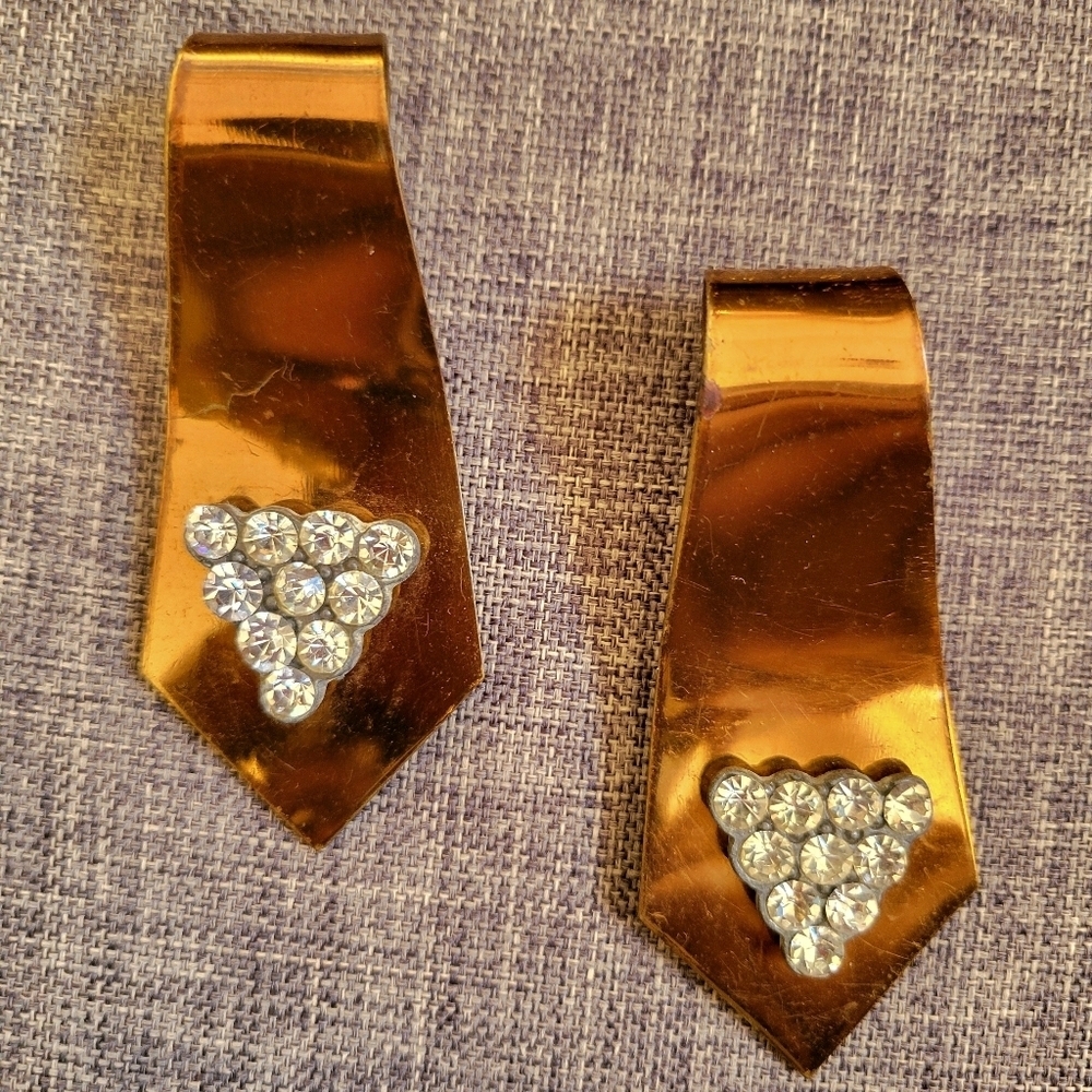 Pair Of Vintage Fur Clips